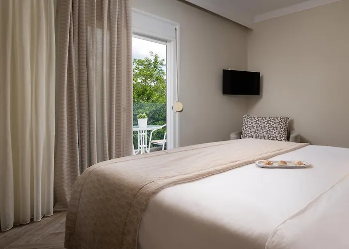 Olenia Luxury Apartments 4